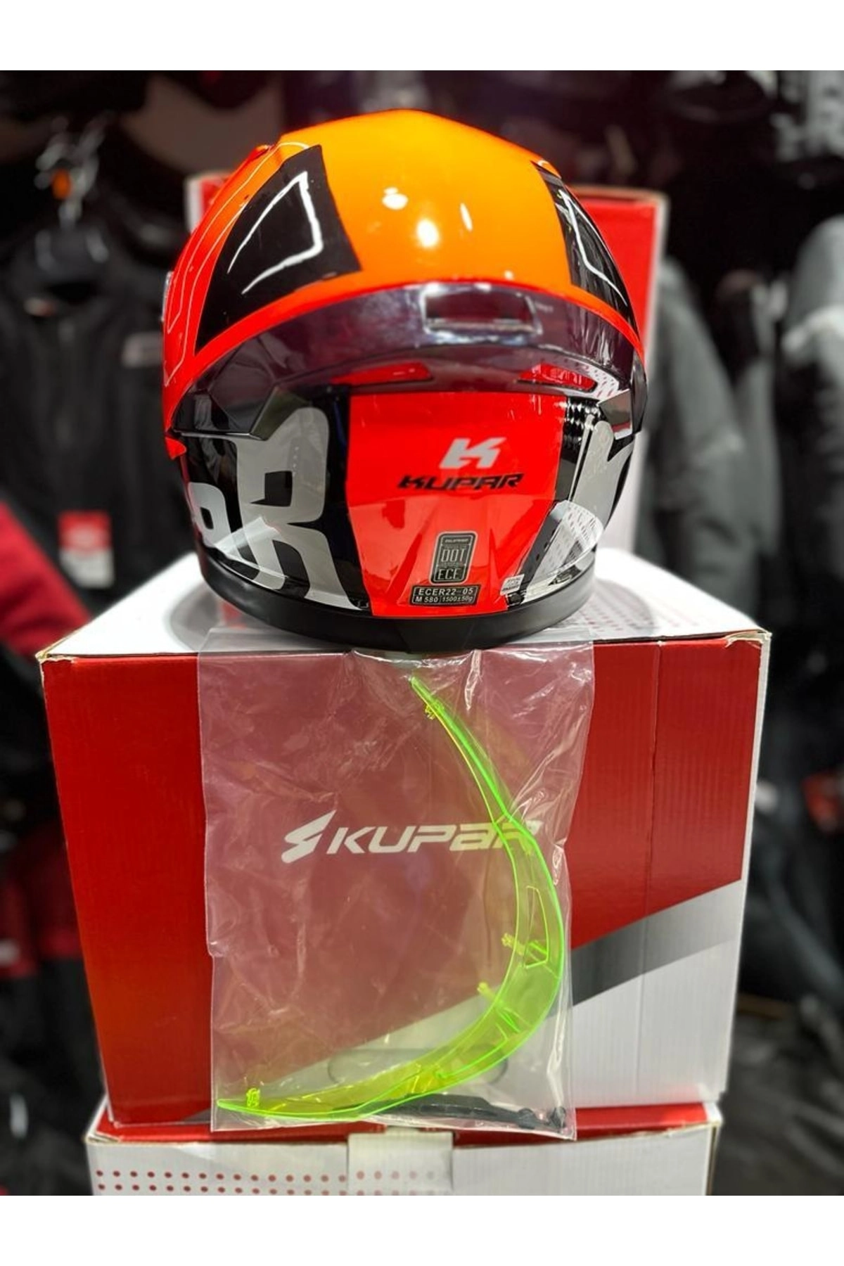 resimler/genel/917 GÜNEÅ GÖZLÜKLÜ FULL FACE KASK ( ÅEFFAF CAM VE SPOYLER HEDİYELİ)